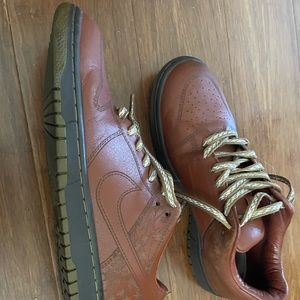 Nike dunk low piece brown 1